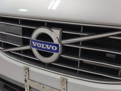 2017 Volvo S60 Inscription T5 Platinum