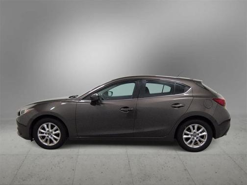 2016 Mazda Mazda3 i Sport