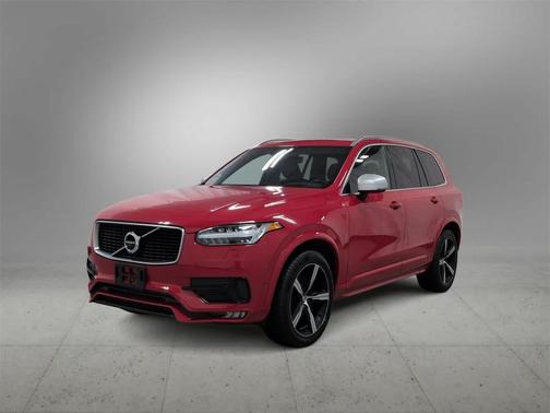 2019 Volvo XC90 T6 R-Design