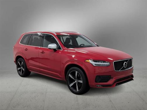 2019 Volvo XC90 T6 R-Design