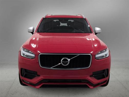 2019 Volvo XC90 T6 R-Design