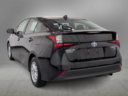 Midnight Black Metallic 2020 Toyota Prius XLE