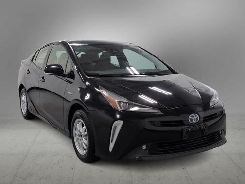 Midnight Black Metallic 2020 Toyota Prius XLE