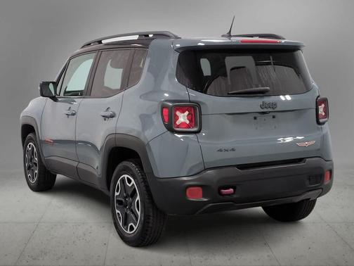 Anvil 2017 Jeep Renegade Trailhawk