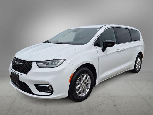 Bright White Clearcoat 2025 Chrysler Pacifica L