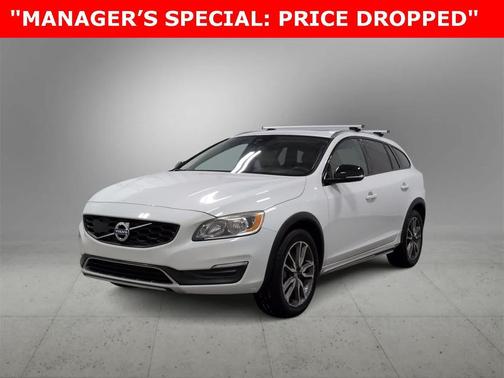 2017 Volvo V60 Cross Country T5