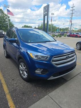 Lightning Blue Metallic 2018 Ford Escape SEL