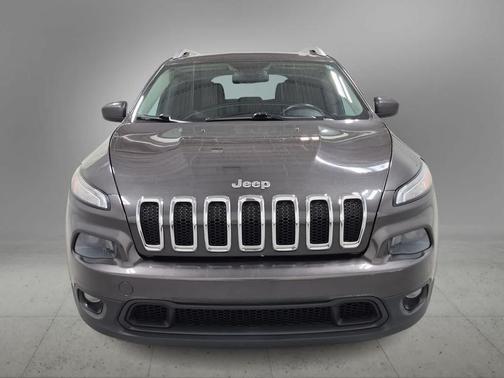 Granite Crystal Metallic Clearcoat 2014 Jeep Cherokee Latitude