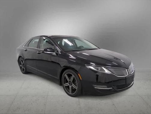 2016 Lincoln MKZ Base