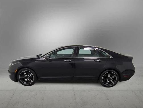 2016 Lincoln MKZ Base