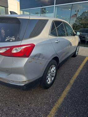 Silver Ice Metallic 2019 Chevrolet Equinox 1LT