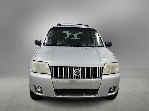 Silver 2006 Mercury Mariner Luxury