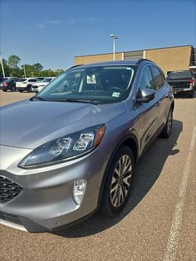 2021 Ford Escape Titanium
