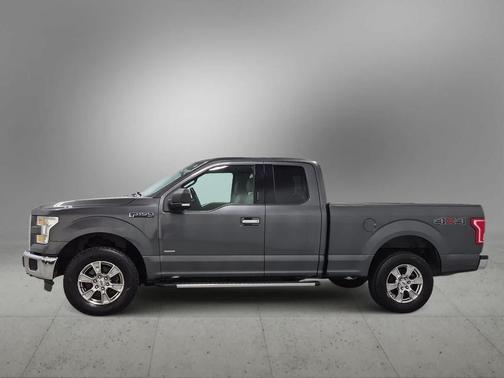Magnetic Metallic 2016 Ford F-150 XLT
