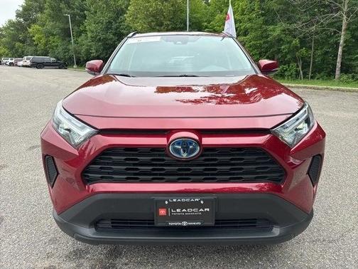 2022 Toyota RAV4 Hybrid XLE