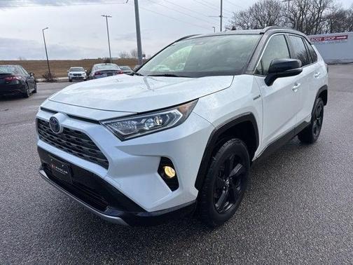 2019 Toyota RAV4 Hybrid SE