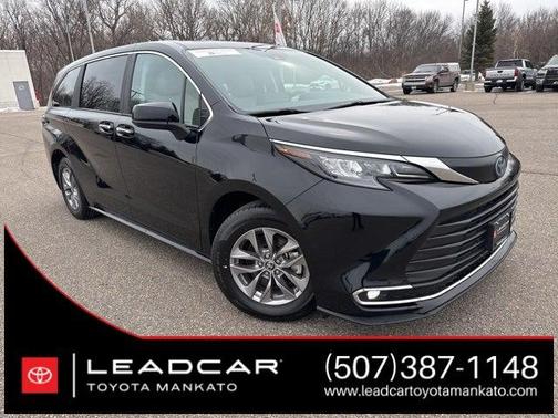 2024 Toyota Sienna XLE