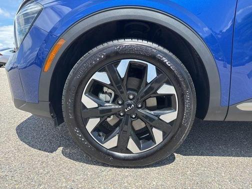 Sapphire Blue 2024 Kia Sportage X-Line