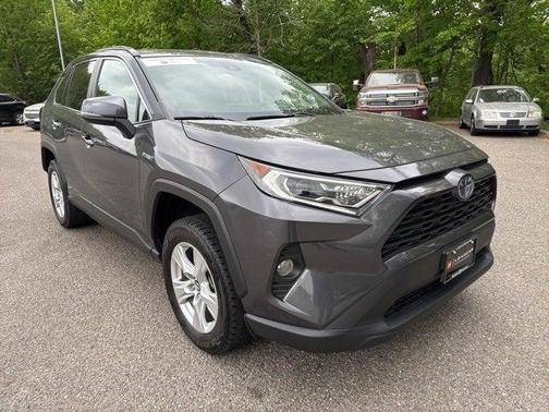 2020 Toyota RAV4 Hybrid XLE