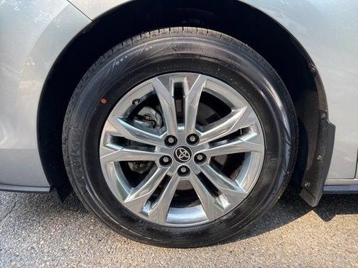 2022 Toyota Sienna Platinum 7 Passenger