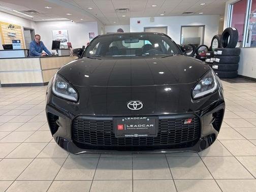 2025 Toyota GR86 Premium