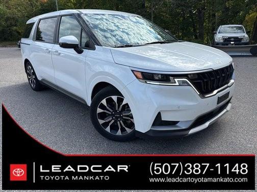 2024 Kia Carnival EX