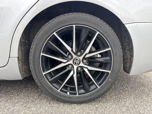 Celestial Silver Metallic 2024 Toyota Camry SE