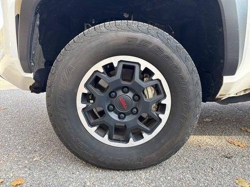 2024 Toyota Tacoma TRD Off Road