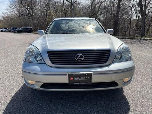 2002 Lexus LS 430 Base