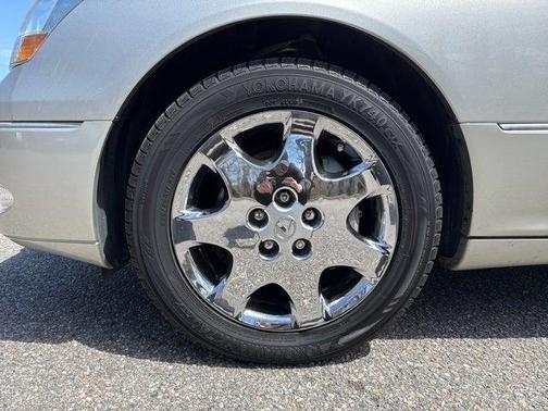 2002 Lexus LS 430 Base