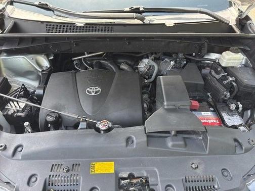 2018 Toyota Highlander Limited Platinum