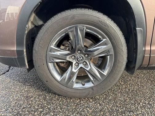 2017 Toyota Highlander Limited Platinum