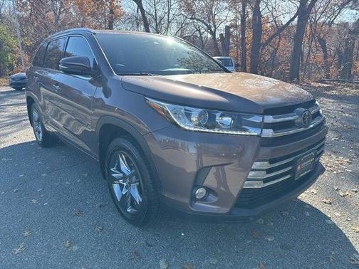 2017 Toyota Highlander Limited Platinum