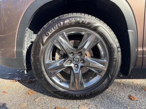 2017 Toyota Highlander Limited Platinum