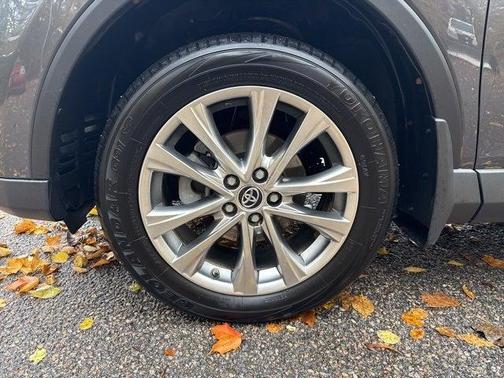2018 Toyota RAV4 Hybrid Limited