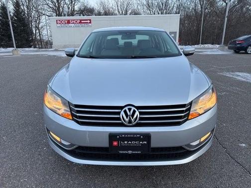 2015 Volkswagen Passat 1.8T Limited Edition
