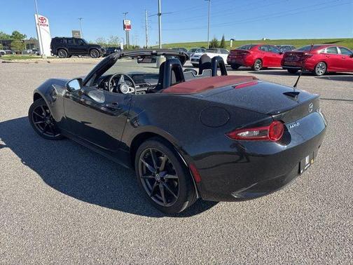Jet Black Mica 2018 Mazda MX-5 Miata Club
