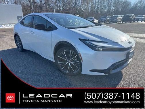 2025 Toyota Prius XLE