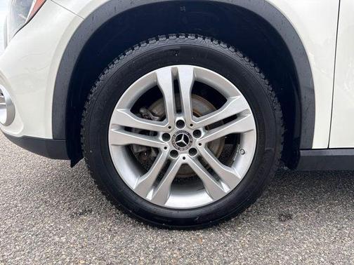 Polar White 2018 Mercedes-Benz GLA 250 4MATIC