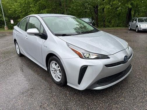 2022 Toyota Prius L