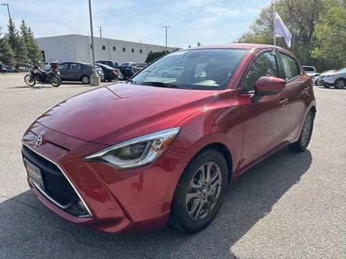 2020 Toyota Yaris Sedan XLE