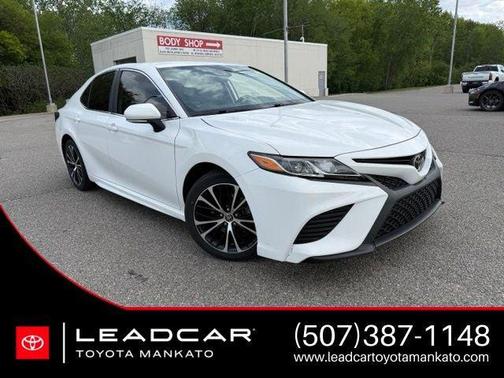Super White 2020 Toyota Camry SE