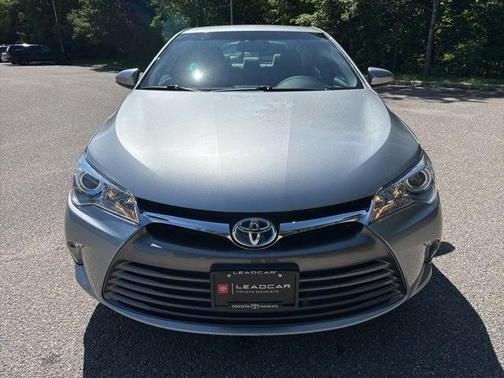 2016 Toyota Camry Hybrid LE