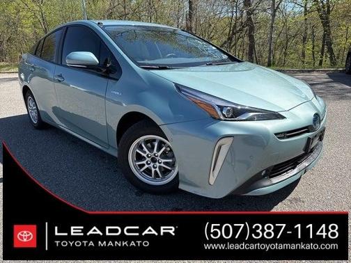 2019 Toyota Prius XLE