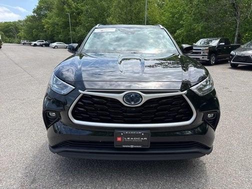 2020 Toyota Highlander Hybrid XLE