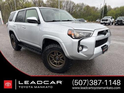 Classic Silver Metallic 2017 Toyota 4Runner SR5