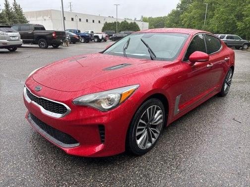 2019 Kia Stinger Base
