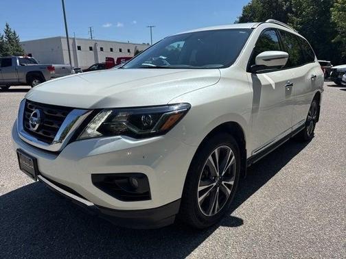2019 Nissan Pathfinder Platinum