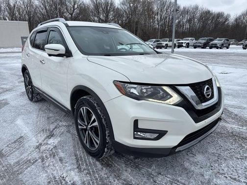 2017 Nissan Rogue SL