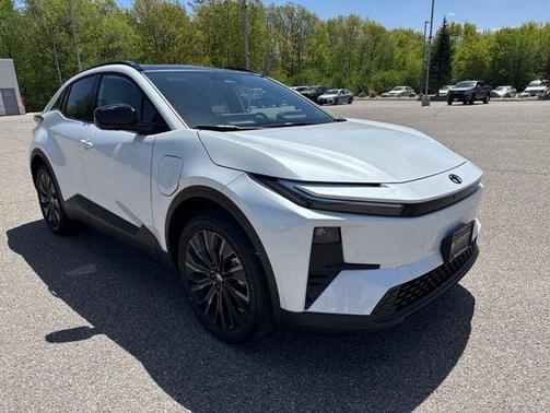 Wind Chill Pearl [Extra_Cost_Color] 2026 Toyota C-HR XSE